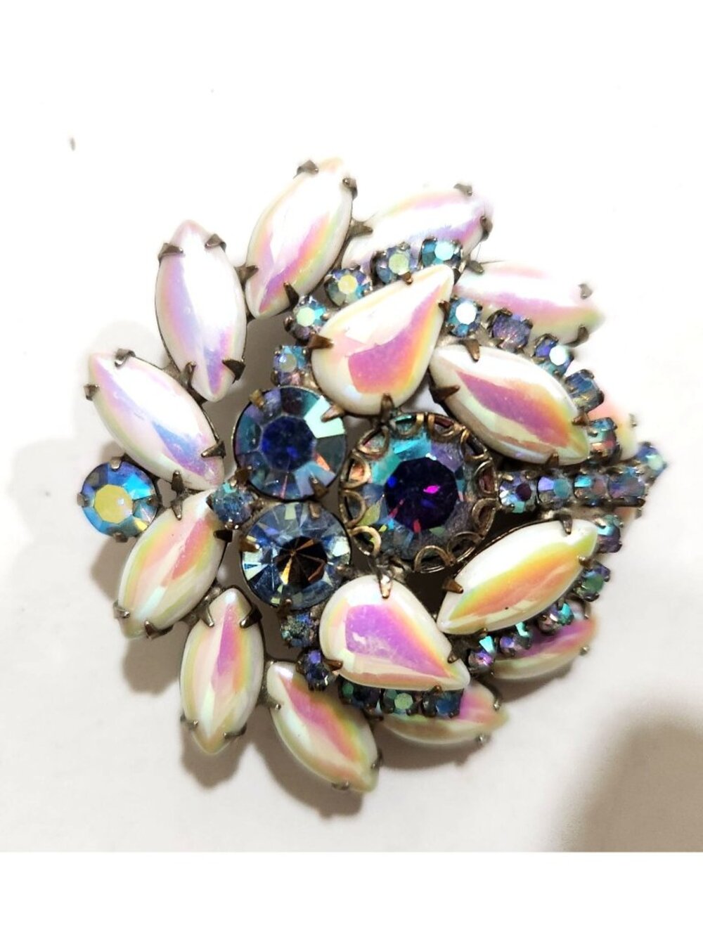 Vintage Weiss Iridescent Rhinestone & Aurora Borealis Brooch Pin Mid-Century Jew